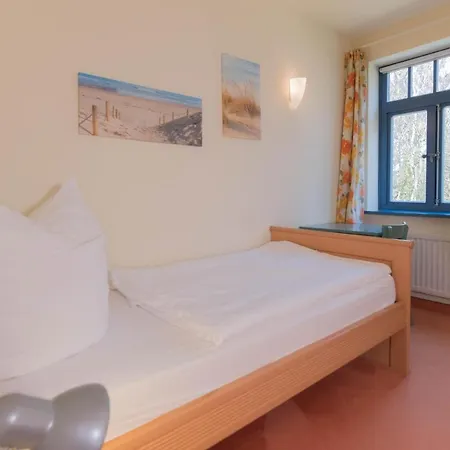 Ferienhaussiedlung Strandperlen Kuestenhof 3c Tatil Evi