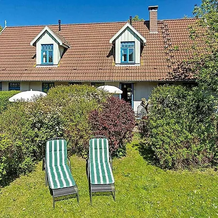 Ferienhaussiedlung Strandperlen Kuestenhof 3c * Wustrow (Fischland)