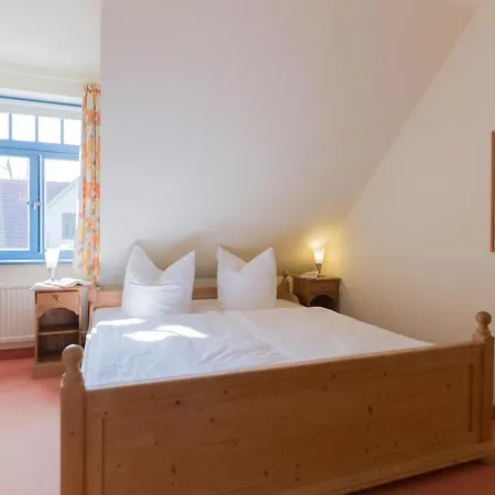 Ferienhaussiedlung Strandperlen Kuestenhof 3c Tatil Evi Wustrow (Fischland)